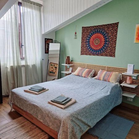Into The World Apartment Milan Bagian luar foto